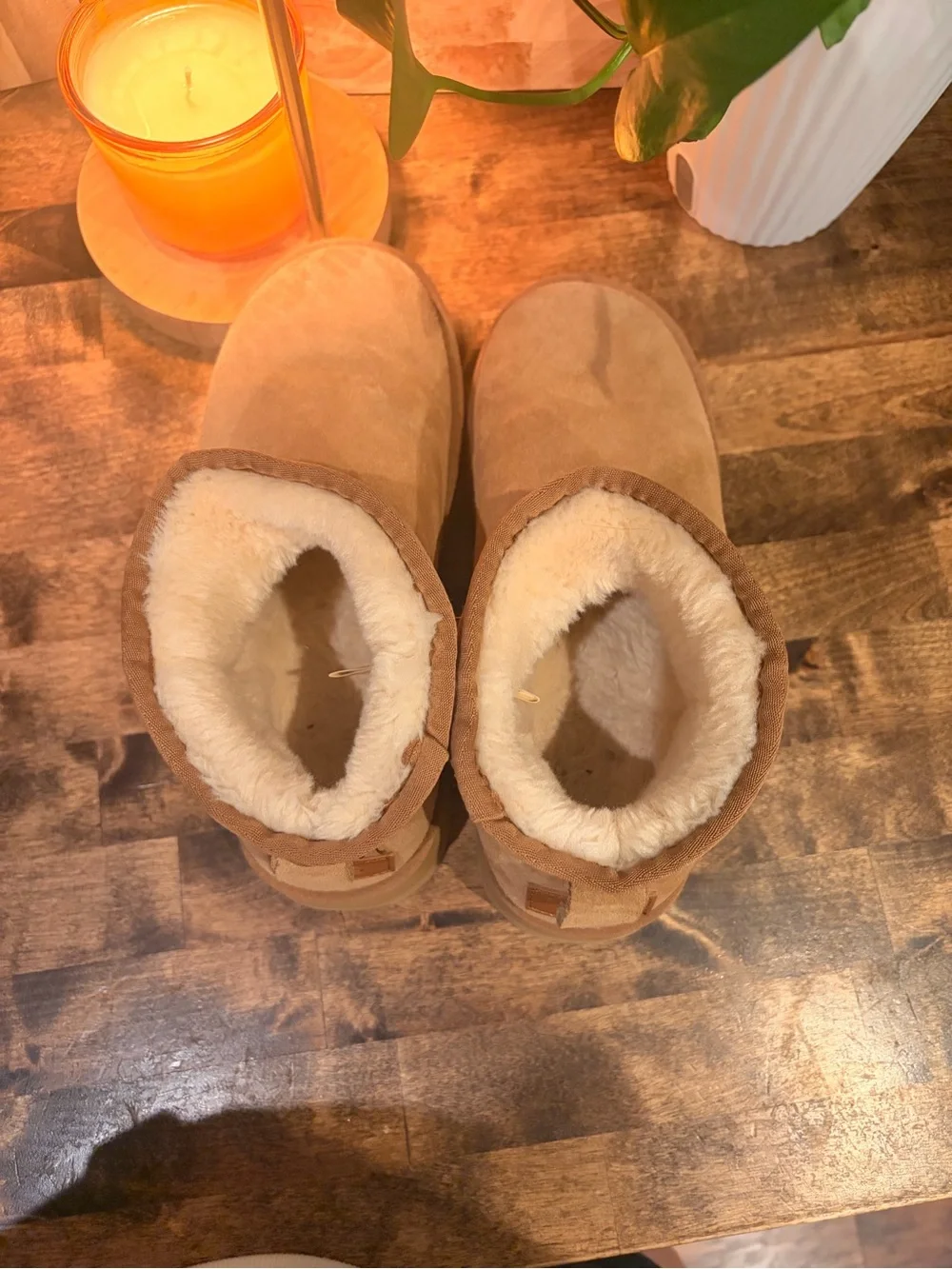 UGG Kids Mini Chestnut Suede Shearling Slip-On Boots